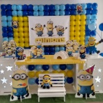 Minions - mesa comia
Adicional prateleira de lembrancinhas