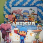 Pocoyo
Com arco de bales